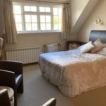 Bulmer Farm B&B Dorking Bagian luar foto